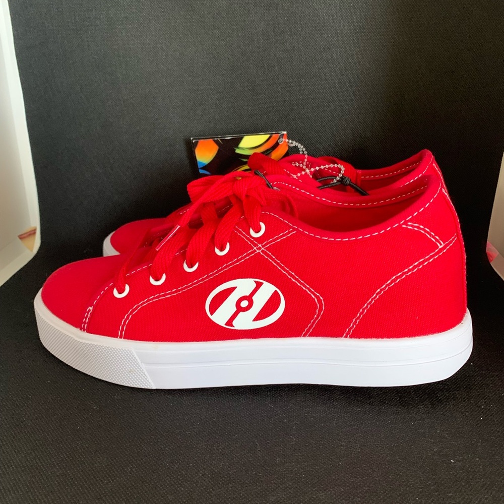 NWT- HEELYS THE ORIGINAL - Red Roller Shoes with White Soles - Picture 14 of 14